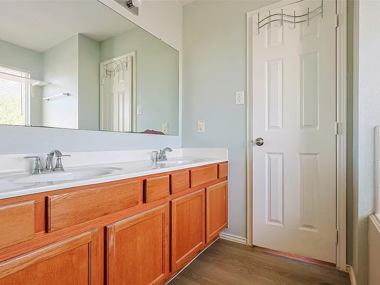 3202 Starbridge Park Ln — Photo 21