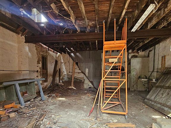 3rd image of 316 S Franklin St