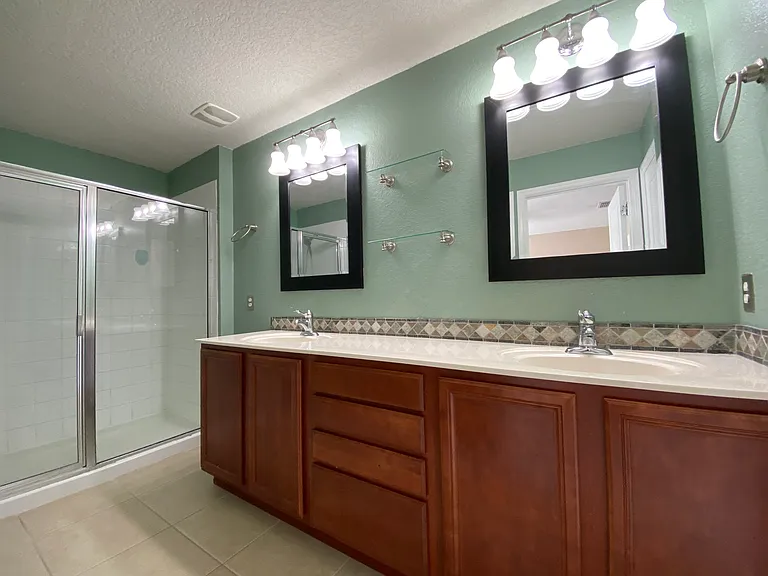 7708 Fordson Ln — Photo 7