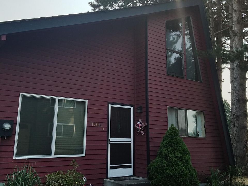 1st image of 1571 8th St NE