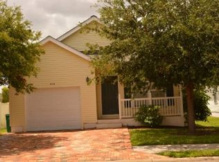 414 Leawood Cir, Naples, FL 34104