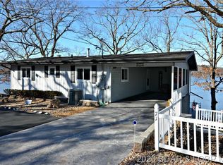 71 Mitchell Rd, Lake Ozark, MO 65049