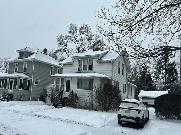 2nd image of 35414 Chestnut St