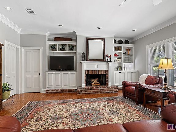 3rd image of 5993 Rosedown Pl