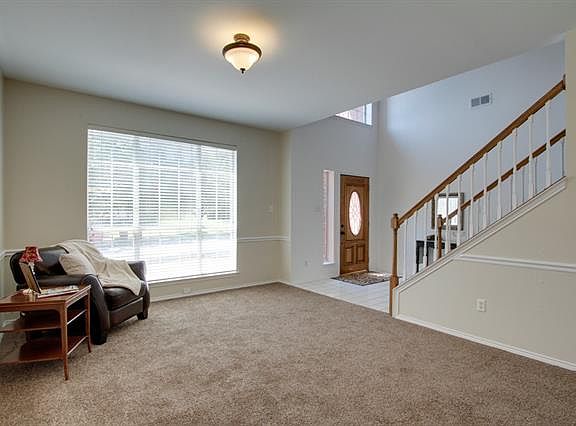 5th image of 617 Mariposa Dr