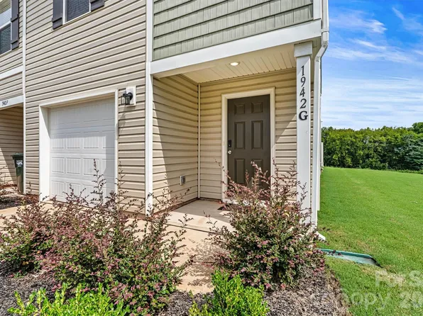 1942 Tranquility Cir #G, Newton, NC 28658