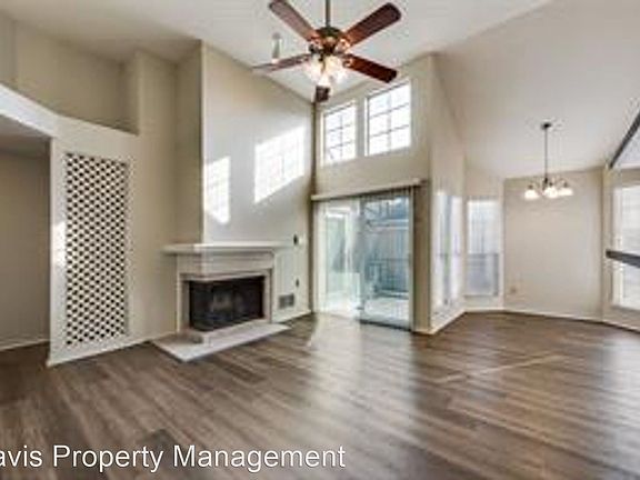 5th image of 3138 Royal Gable Dr