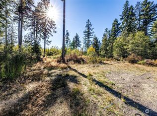 9999 Blue Mountain Rd, Pt Angeles, WA 98362