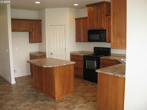 4th image of 5300 NE 54th Ave