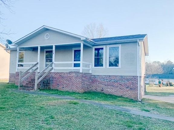 2nd image of 220 Saddle Creek Dr NW
