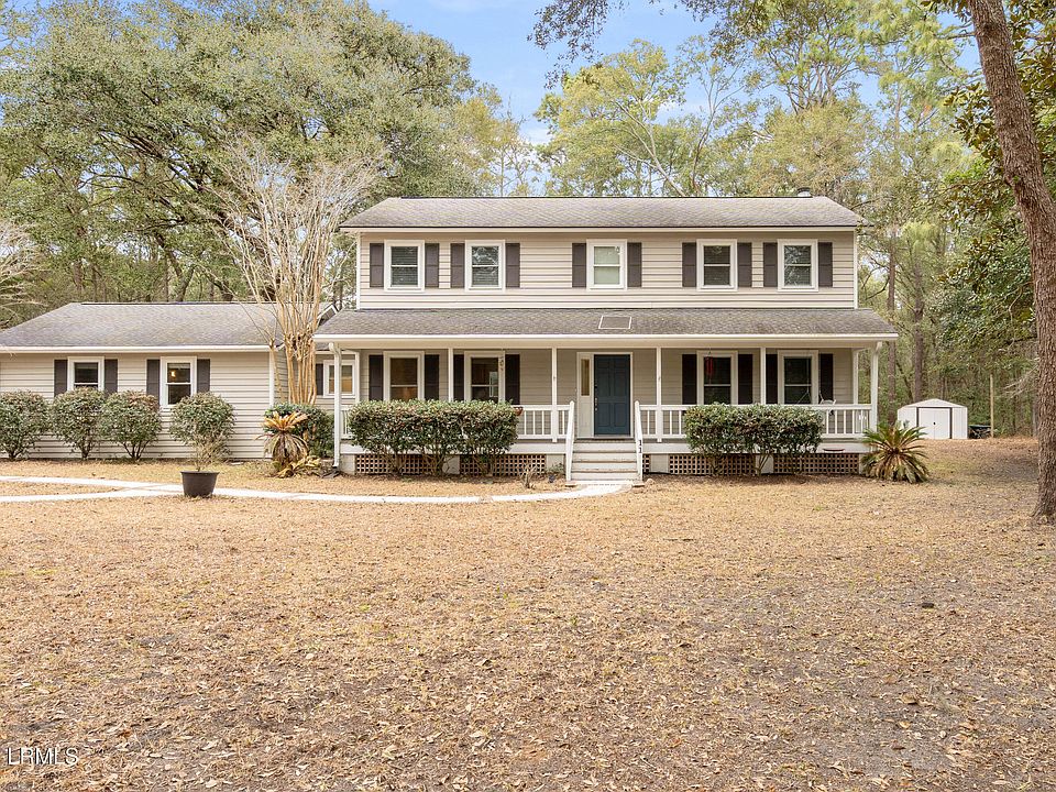 1st image of 11 Redwood Lane
