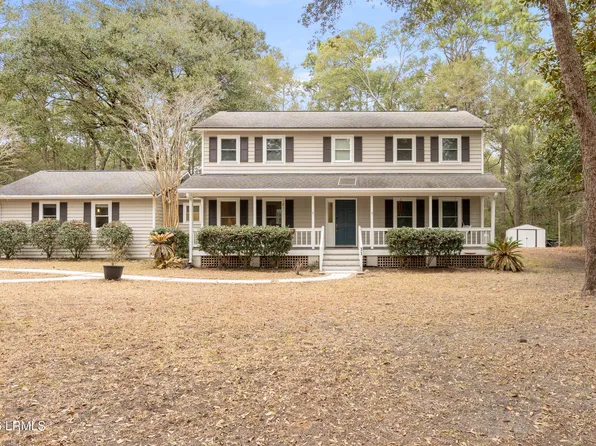 11 Redwood Ln, Beaufort, SC 29907