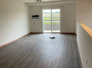 1440-1450 Peterson Dr #101, Dodgeville, WI 53533