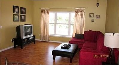 3rd image of 261 N Linden Ave