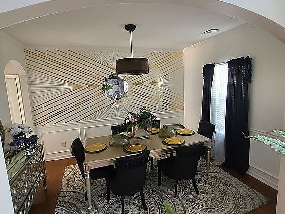 Formal Dinning Room