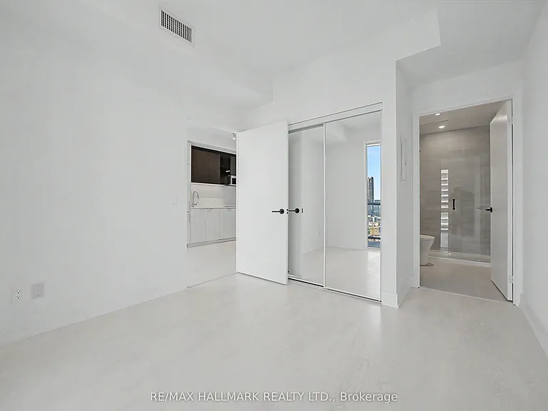 308 Jarvis St #2608 — Photo 10