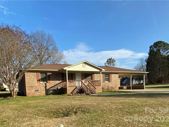 301 Timberland Dr, Grover, NC 28073