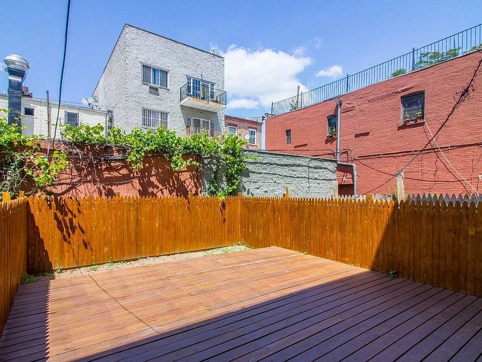 1st image of 945A Herkimer St #1