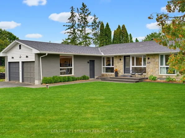 10 Honey Gables Dr, Ottawa, ON K1V 1H5