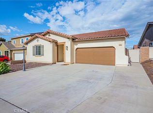 24842 Rainbarrel Rd, Wildomar, CA 92595