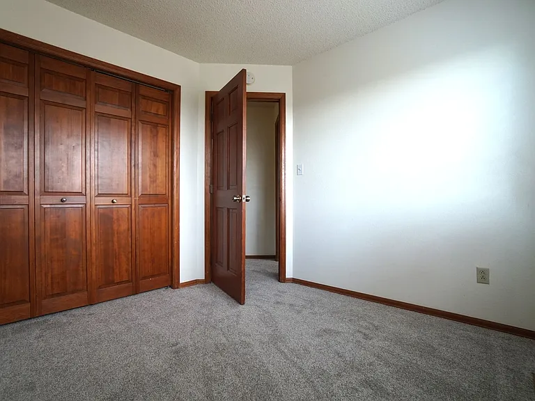 1155 Popes Valley Dr — Photo 29