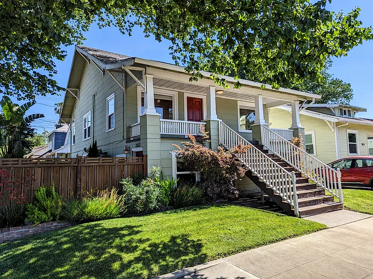 Spacious and sunny upstairs apartment in a turn of the century craftsman duplex.