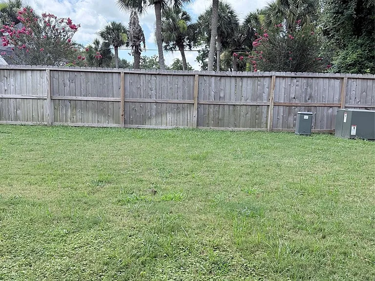1535 Merulana Ln — Photo 22