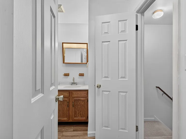 8 Cypress Dr — Photo 24