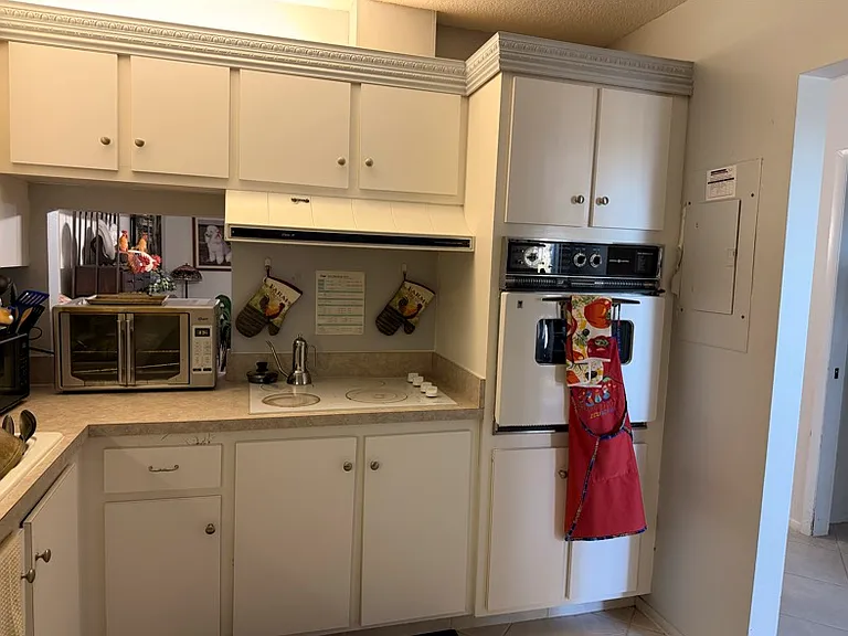 2886 Fernley Dr E #28 — Photo 2