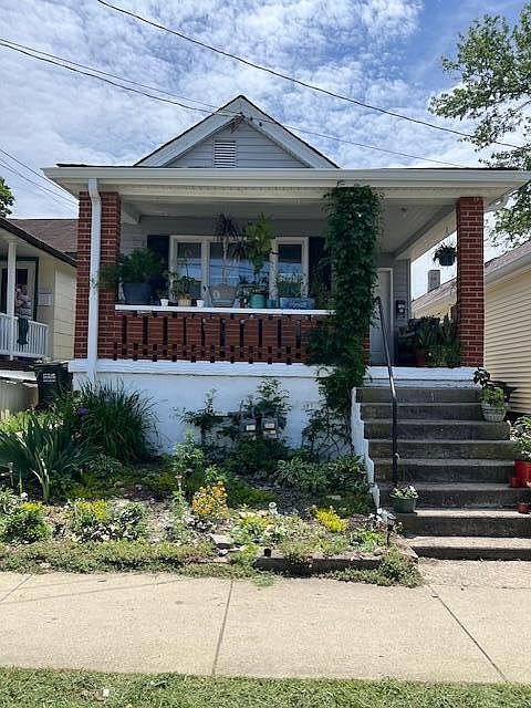 2nd image of 103 E 35th St