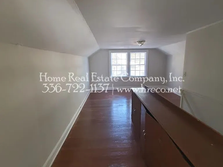 1354 Westbrook Plaza Dr — Photo 12
