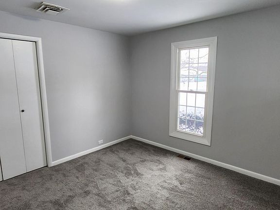 4th image of 1291 Fairgreen Ave