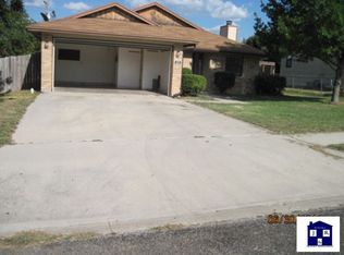 232 Robertstown Rd, Copperas Cove, TX 76522