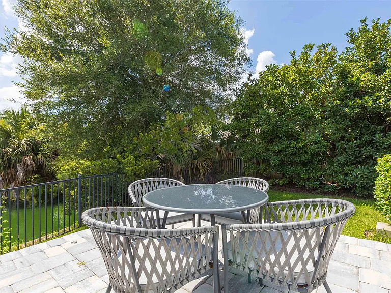 58 Islander Cir — Photo 41