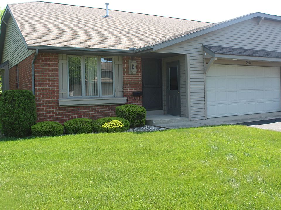 1st image of 251 Interlaken Ct
