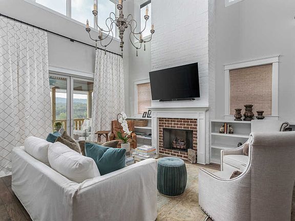 5th image of 1851 Seven Pines Ln