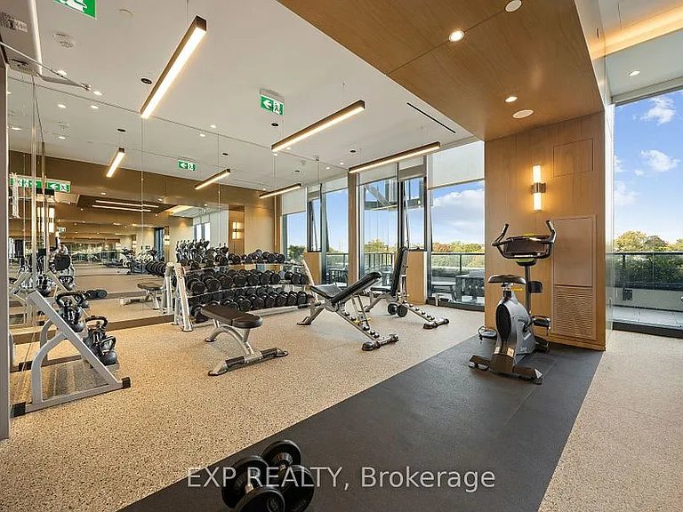 585 Bloor St E #318 — Photo 9