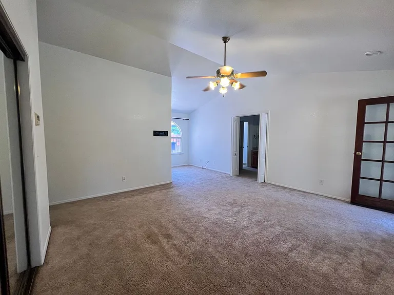 901 Paintbrush Dr — Photo 15