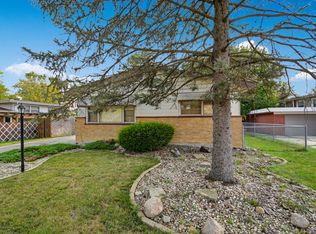 186 Kathleen Ln, Chicago Heights, IL