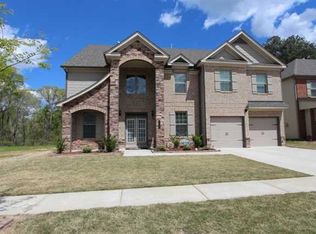 4055 Laurel Falls Dr, Snellville, GA 30039