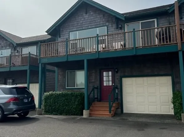 315 5th Street NW #104, Long Beach, WA 98631