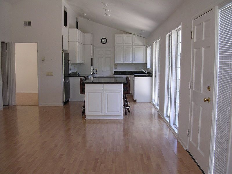 2nd image of 2061 Willow Way