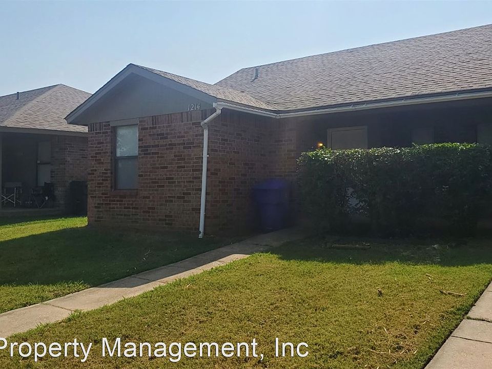 1st image of 1214 Clearwater Dr