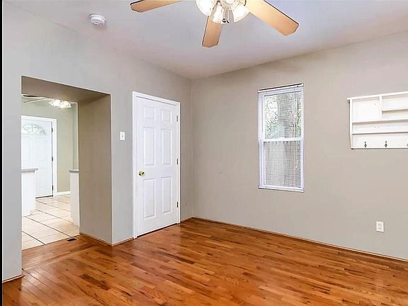 3rd image of 2631 Brannon Ave #1F