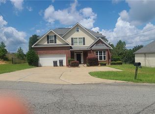 900 Lonesome Pine Rd, Phenix City, AL 36869