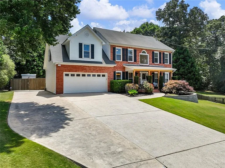 3965 Hamilton View Way — Photo 1