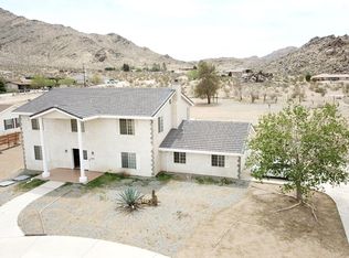 24975 McRoberts Rd, Apple Valley, CA 92307