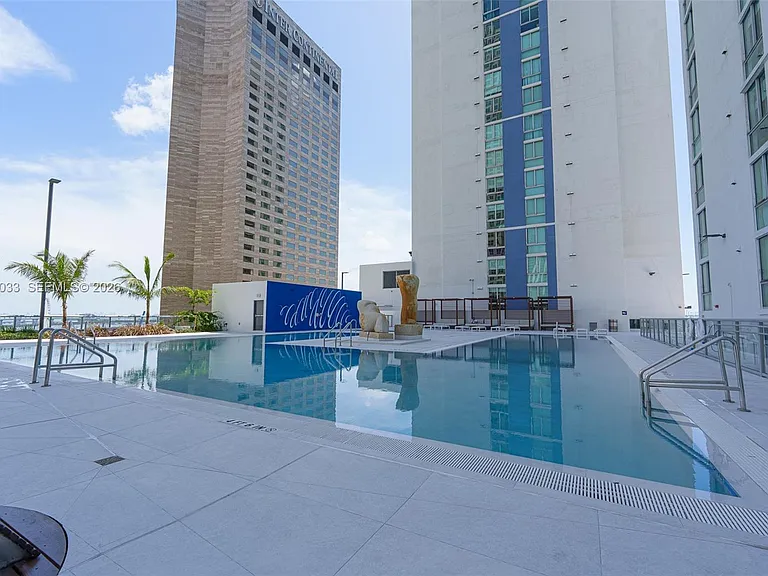 325 Biscayne Blvd #3326 — Photo 26