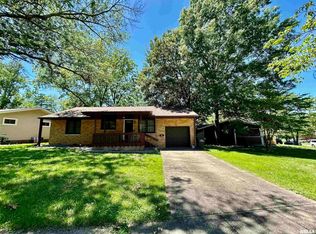 600 S Taylor Dr, Carbondale, IL 62901