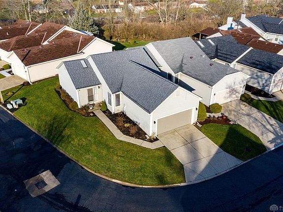 2nd image of 1615 Longbow Ln